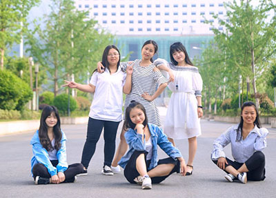 泸州灵通学校地址电话