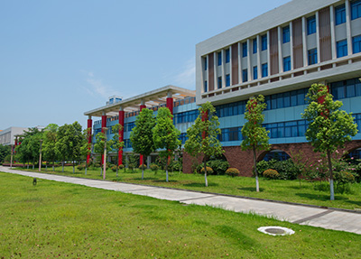 郫县友爱职业技术学校2020单招简介
