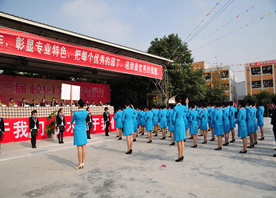 华夏商务旅游学校校园风光