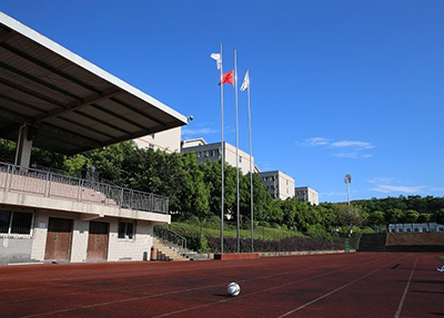 学校体育场