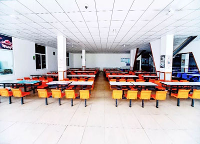 学校食堂