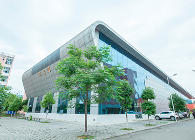 四川理工技师学院师生全日制公办学校吗