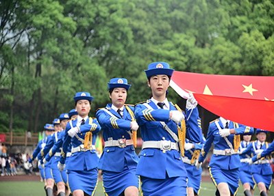 女子国旗队
