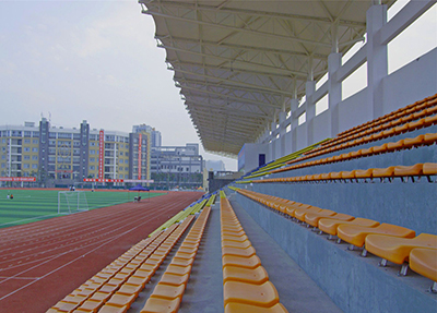 学校田径场