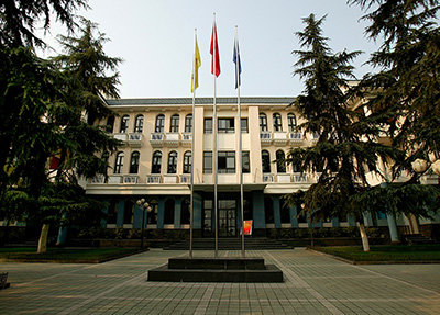 行政楼1.jpg
