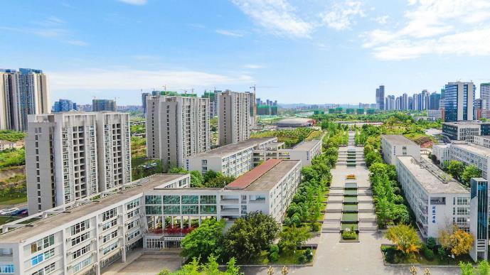 成都工业职业技术学校简介图片