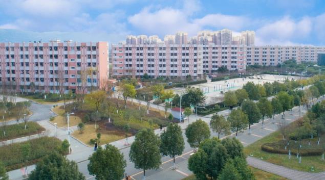 2022年成都航空职业学校录取分数线是多少