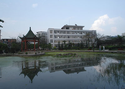 全日制学校