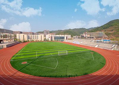 校园运动场