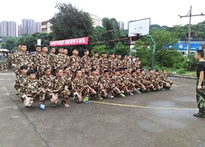 学校周边环境