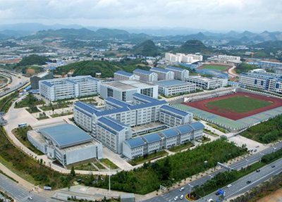学校全景