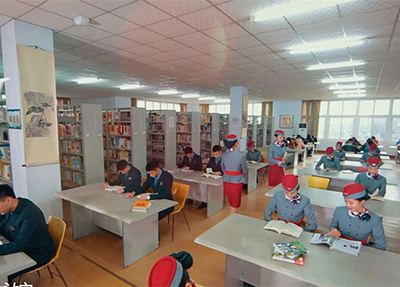 校园图书馆
