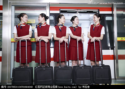 成都航空高铁学校初中没毕业能不能读