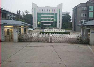 学校大门
