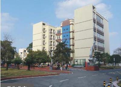 四川省双流艺体中学