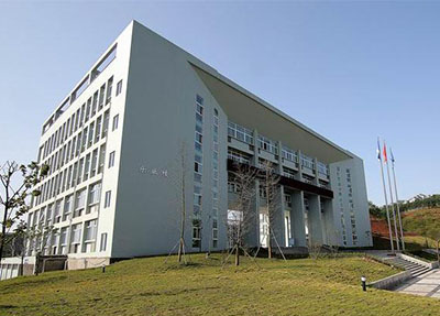 宜宾商职校学校环境图片