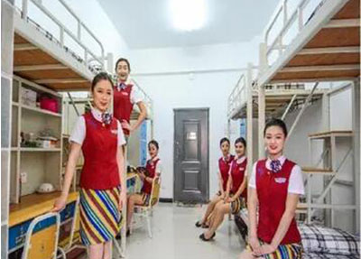 成都高铁学校