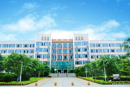 泸州市江南职业中学收费标准